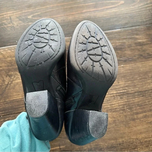 BOC Born Concepts Black Leather Block Heel Zip-Up Ankle Boots Size 9M GUC - Picture 13 of 13